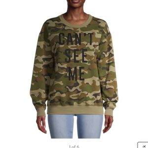 💥💥Super cute camo sweaters NWT